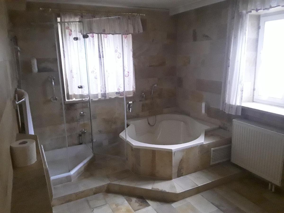 Hotel Feiler Muggendorf  ภายนอก รูปภาพ